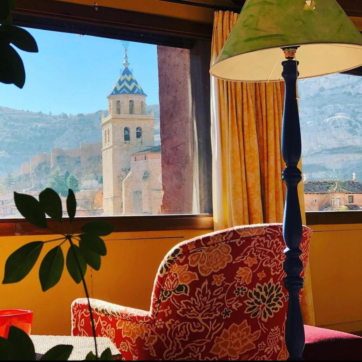 Casa De Santiago Guest House Albarracin Exterior photo